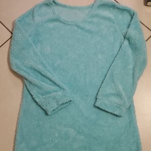 ** 7 for $25 Mint green soft blouse.
